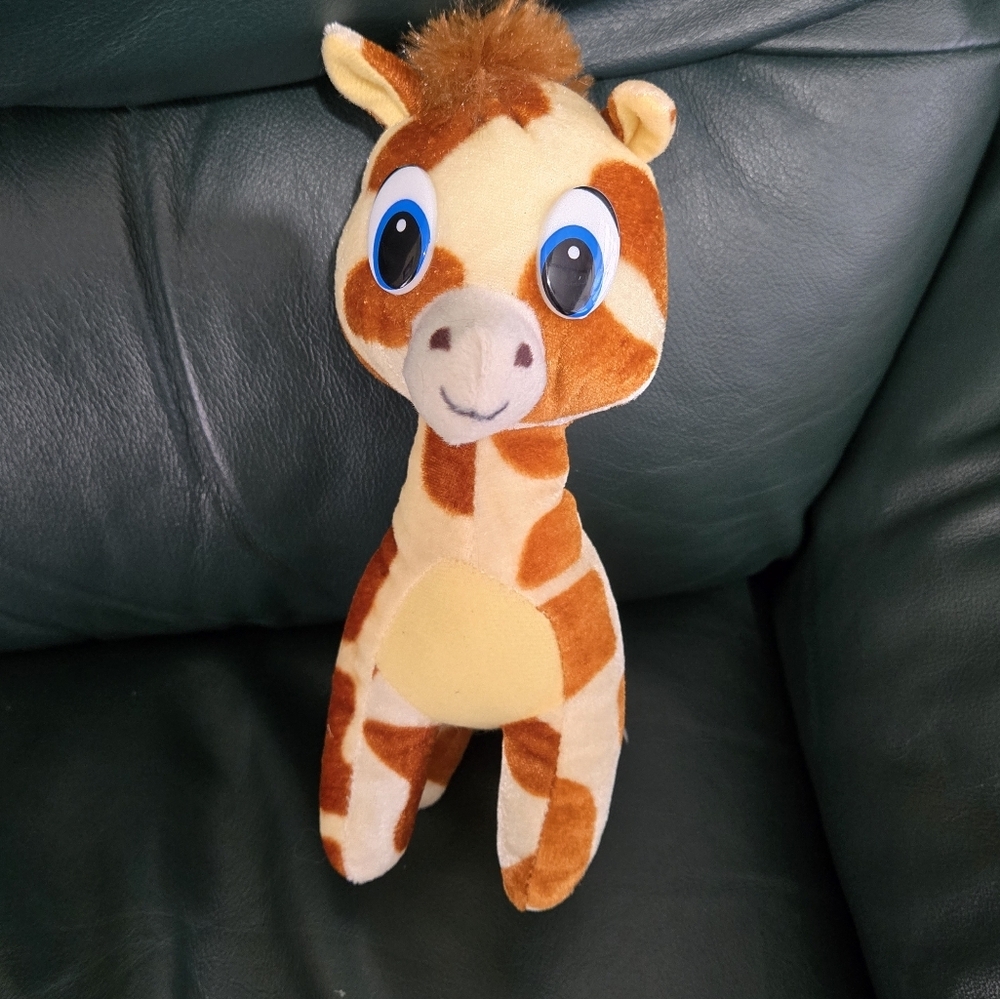 Classic Toy Co Giraffe 8" Plush Stuffed Animal